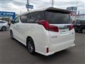 2018 Toyota Alphard Hybrid