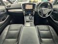2018 Toyota Alphard Hybrid