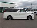 2018 Toyota Alphard Hybrid