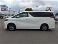 2018 Toyota Alphard Hybrid
