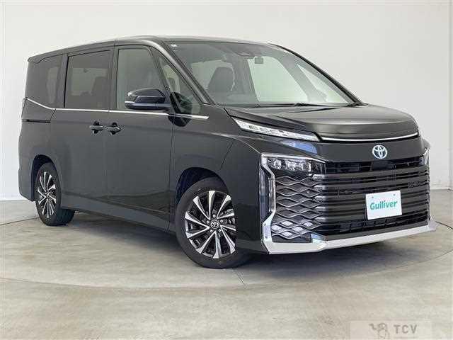 2022 Toyota Voxy