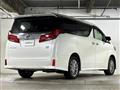 2022 Toyota Alphard Hybrid