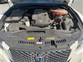 2013 Toyota Crown Hybrid