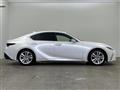 2021 Lexus IS