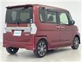 2017 Daihatsu Tanto