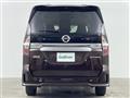 2022 Nissan Serena
