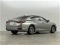 2019 Lexus ES