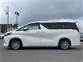 2022 Toyota Alphard Hybrid