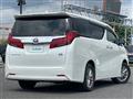 2022 Toyota Alphard Hybrid
