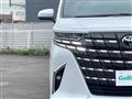 2023 Toyota Alphard Hybrid