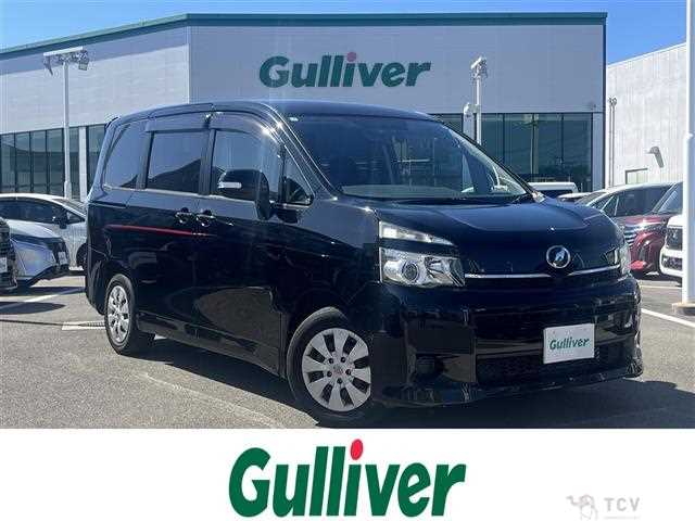 2013 Toyota Voxy