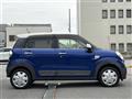 2016 Daihatsu Cast