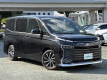 2022 Toyota Voxy