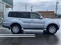 2007 Mitsubishi Pajero