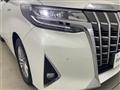 2018 Toyota Alphard Hybrid