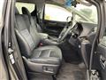 2015 Toyota Alphard Hybrid