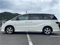 2004 Toyota Estima L
