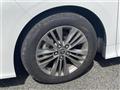 2025 Toyota Alphard Hybrid
