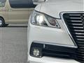 2013 Toyota Crown Hybrid