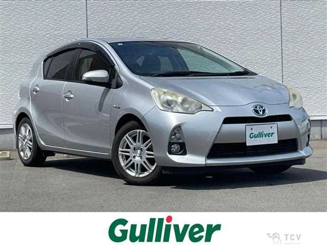 2013 Toyota AQUA