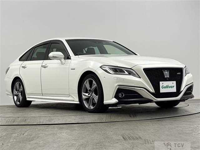 2019 Toyota Crown Hybrid