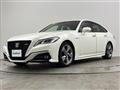 2019 Toyota Crown Hybrid