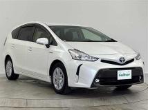 2015 Toyota PRIUS α