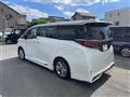 2025 Toyota Alphard Hybrid