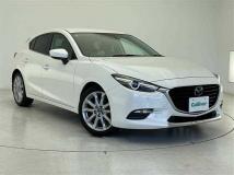 2016 Mazda Axela Sport