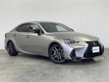 2019 Lexus IS
