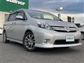 2012 Toyota Isis