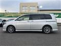 2012 Toyota Isis