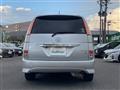 2012 Toyota Isis