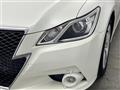 2015 Toyota Crown Hybrid