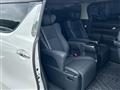 2022 Toyota Alphard Hybrid