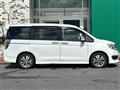 2013 Honda Step WGN