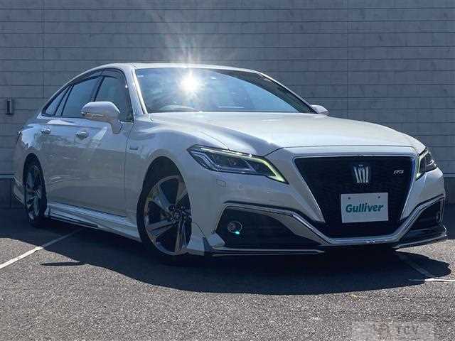 2018 Toyota Crown Hybrid