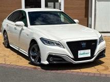 2019 Toyota Crown Hybrid