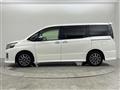 2017 Toyota Voxy