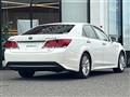 2015 Toyota Crown Hybrid