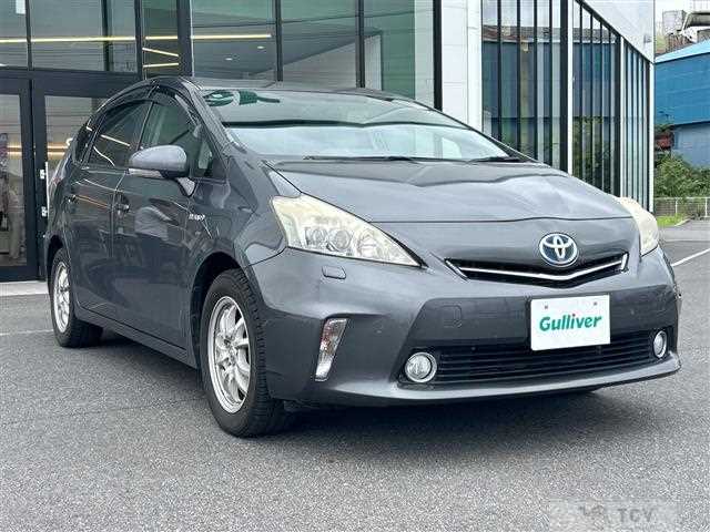 2012 Toyota PRIUS α