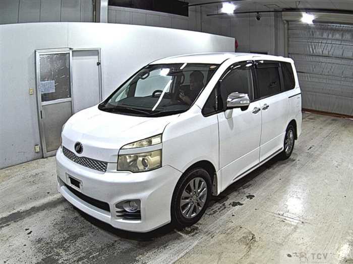 2012 Toyota Voxy