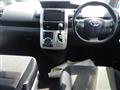 2010 Toyota Noah
