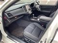 2015 Toyota Crown Hybrid