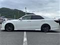 2015 Toyota Crown Hybrid