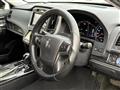 2015 Toyota Crown Hybrid