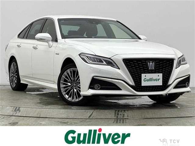 2019 Toyota Crown Hybrid