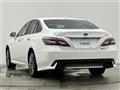 2019 Toyota Crown Hybrid