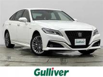 2019 Toyota Crown Hybrid