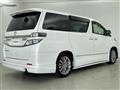 2013 Toyota Vellfire